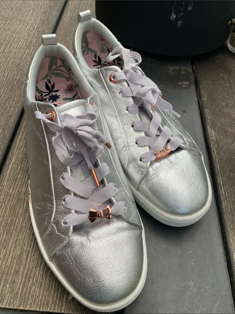 Ted Baker London Roully Silver Sneakers with Rose Gold Bow Accents Size 9.5